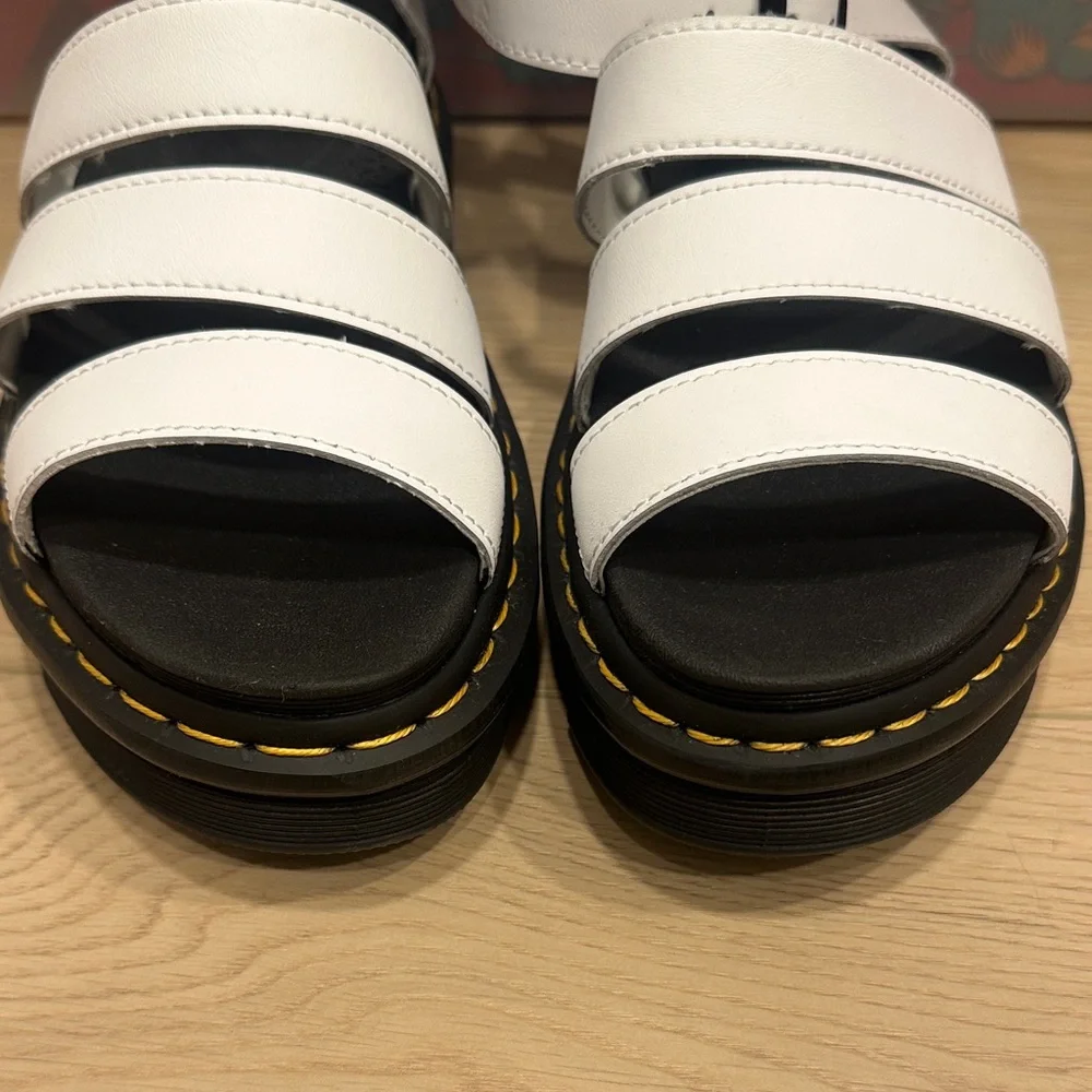 Dr. Martens women’s White Strap Sandals US 8
